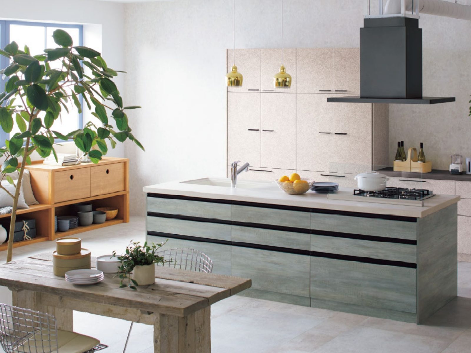 採用 Corian® 檯面的平面對面 I 型中島廚房