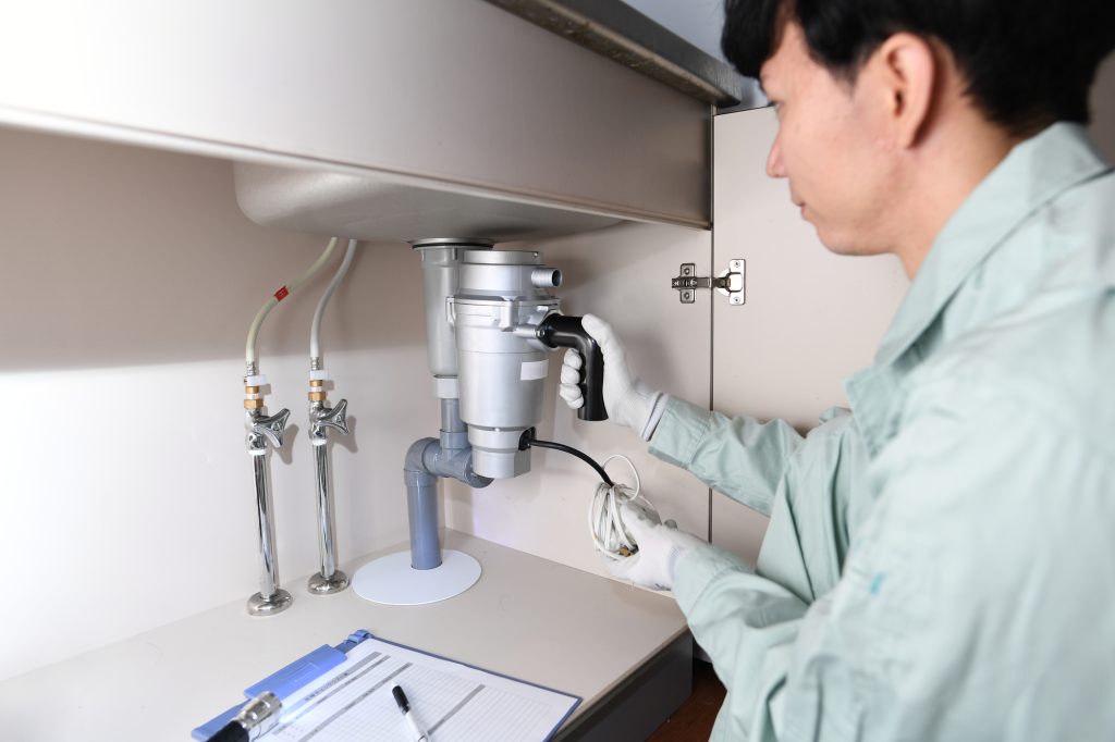 安裝費用需連同管線與電源一起評估