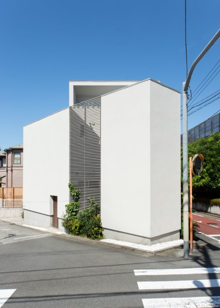 活用狹小基地條件的住宅外觀實例