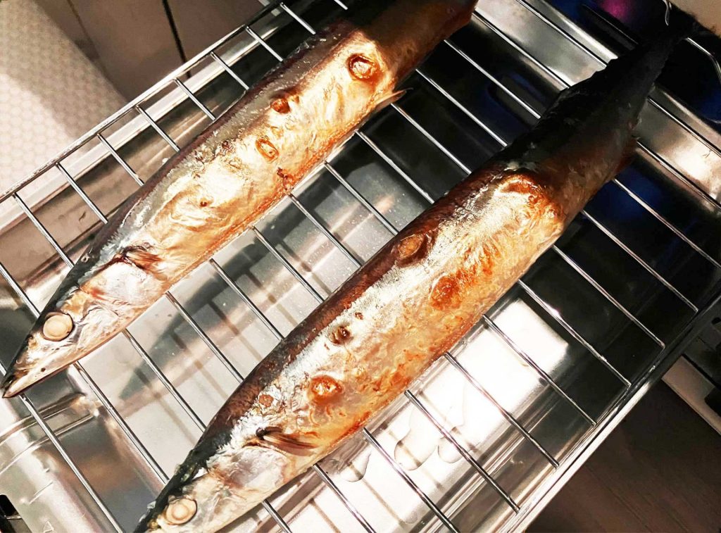 廚房的氣味與煙容易飄向客餐廳的示意