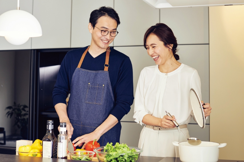 水槽、冰箱、爐台構成的工作三角動線示意